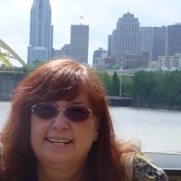 Pamela Loomis