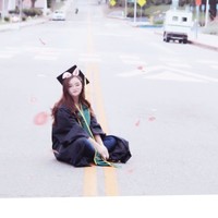 Lulu Dong