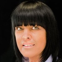 Rosanne Dixon