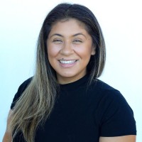 Niki Flores