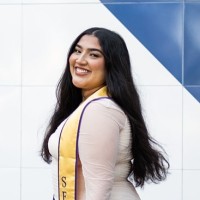 Lizette T.