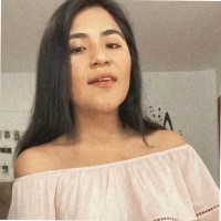 Alejandra Flores
