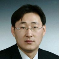 Wook Lee