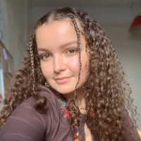Laura Nicolaou-Jones