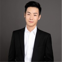 李浩伟