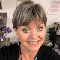 Lesley Thiessen