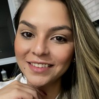 Camila Laurentino Macedo