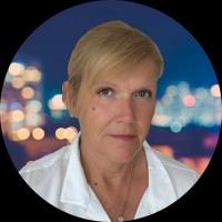 Linda Warren