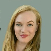 Zoe Strang