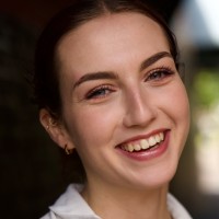 Lara Main Wilson