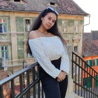 Iulia Cosmeci