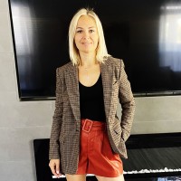 Yuliya Farnoush