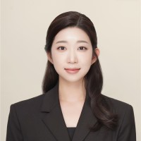 Valerie Kim