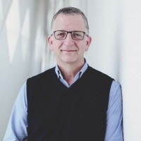 Dr. Hermann Gold