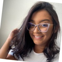 Jayne Oliveira