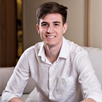 Gustavo Soares