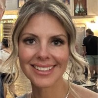 Nicole Ahles