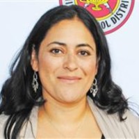 Dr. Lupe Gomez