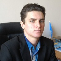 Dmytro R.