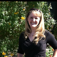 Amy Schwenner, Pla