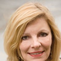 Suzanne Crampton
