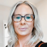 Georgina Peters