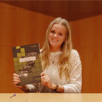 Senna Van Dam