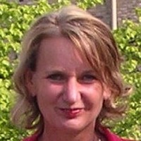 Esther Nolf