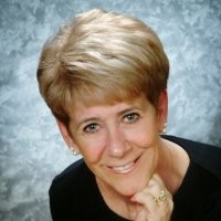 Suzanne Mcelroy