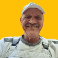 Manfred Simon