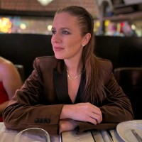 Faye Twist