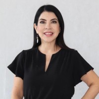 Ana Vásquez Colmenares G.