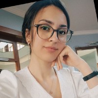Özge Kurden