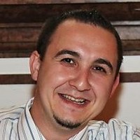 Moamer Oštraković
