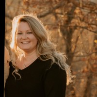 Lindsay Goldring