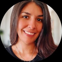 Gisela Ponce