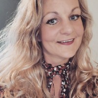 Eve-Noëlle De Vries