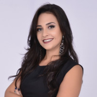 Débora Companhoni