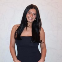 Alenna Manos