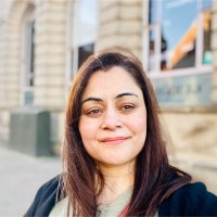 Amina .