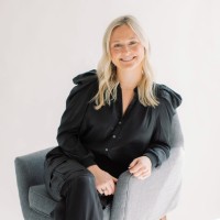 Sarah Caroline Ueltschey