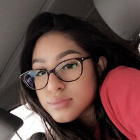Angela Reyes