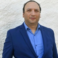 Jonas Khan