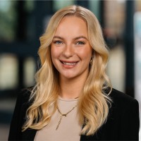Julia Wolschon