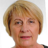Suzanne Borne
