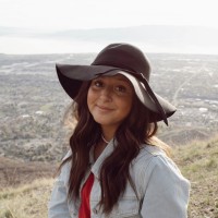 Izabella Muñoz