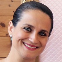 Luciana Farias Estrozi