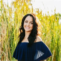 Nicole R.