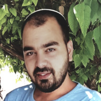 Aviad Derli