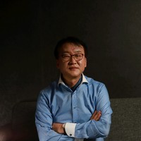 Yongwook Lee